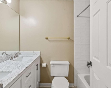 611 Barrington Hills Drive - Photo Thumbnail 31