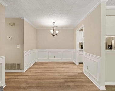 611 Barrington Hills Drive - Photo Thumbnail 18