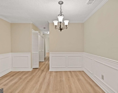 611 Barrington Hills Drive - Photo Thumbnail 22