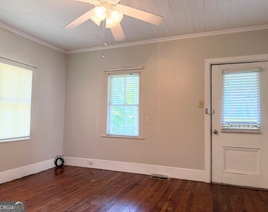 450 Bowdon Street - Photo Thumbnail 4