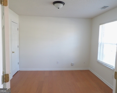 4341 Estate Street - Photo Thumbnail 1