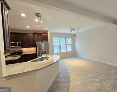 87 Columns Way - Photo Thumbnail 22