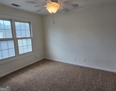 87 Columns Way - Photo Thumbnail 17