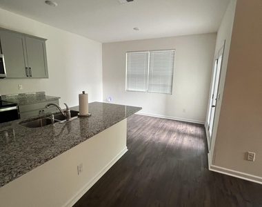 1075 Rigby Court Se - Photo Thumbnail 1