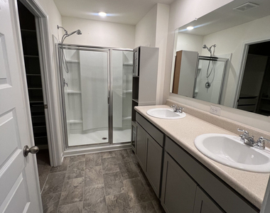 1075 Rigby Court Se - Photo Thumbnail 8