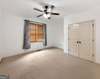 8275 Majors Ridge Way - Photo Thumbnail 17