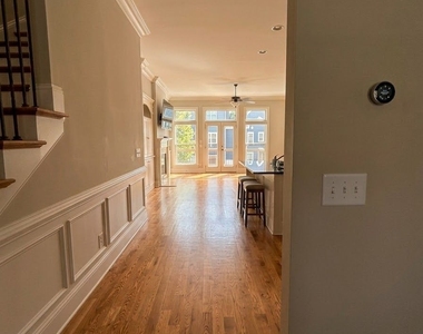 1602 Chatterton Court Ne - Photo Thumbnail 7