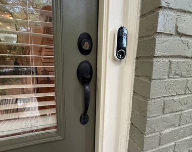 1602 Chatterton Court Ne - Photo Thumbnail 21