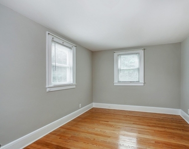 30 E Young St - Photo Thumbnail 13
