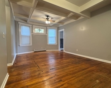 489 Hamilton St - Photo Thumbnail 3