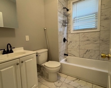 489 Hamilton St - Photo Thumbnail 8
