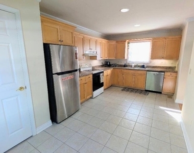 25 Lathrop Ave - Photo Thumbnail 4