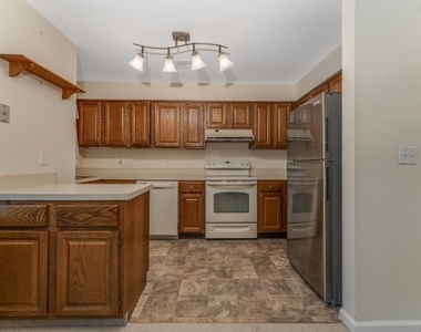 25 Augusta Dr - Photo Thumbnail 8