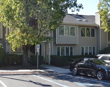 25 Augusta Dr - Photo Thumbnail 18