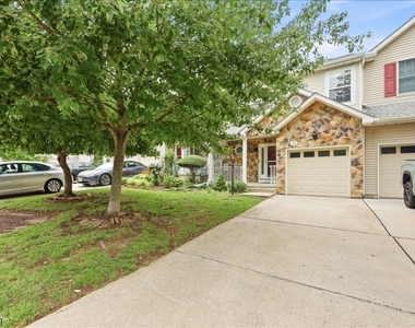 73 Castleton Rd - Photo Thumbnail 32