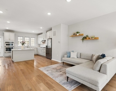10 Cortland Ct - Photo Thumbnail 4