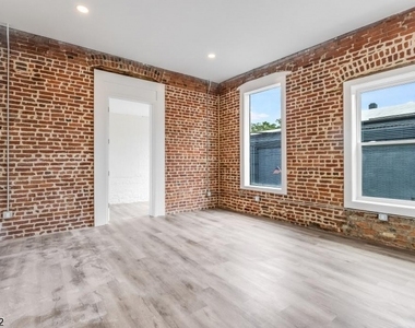 7 Moran Street - Photo Thumbnail 17