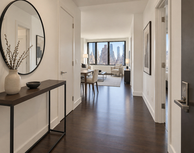 320 East 52nd Street - Photo Thumbnail 2