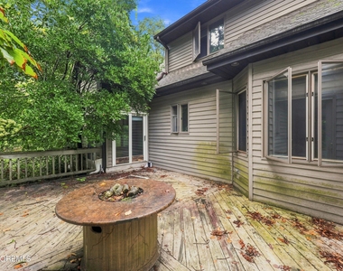 1180 Cynthia Lane - Photo Thumbnail 34