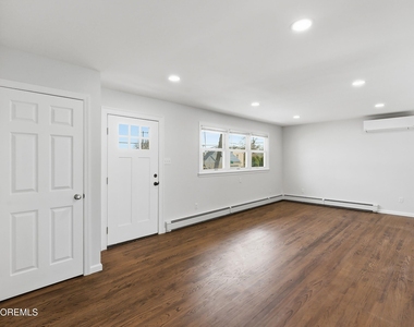 501 Adolphus Street - Photo Thumbnail 5