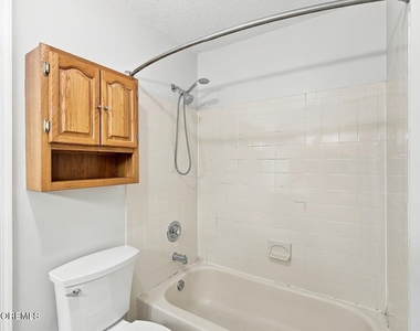 1309 Arthur Street - Photo Thumbnail 11