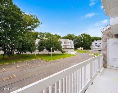 1309 Arthur Street - Photo Thumbnail 14