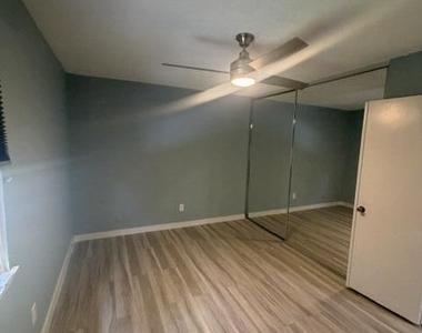 80 Bowline Street - Photo Thumbnail 14