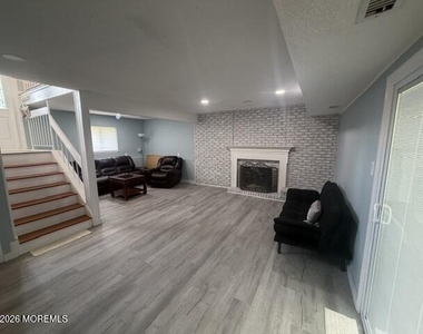 80 Bowline Street - Photo Thumbnail 19