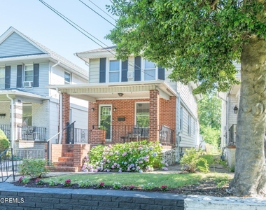 1119 1st Avenue - Photo Thumbnail 1