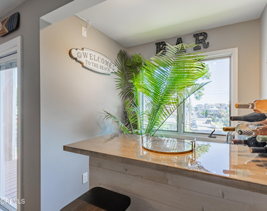 255 Shore Drive - Photo Thumbnail 10