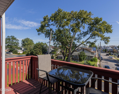 255 Shore Drive - Photo Thumbnail 11
