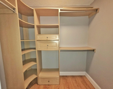 1341 Se 3rd Avenue - Photo Thumbnail 14
