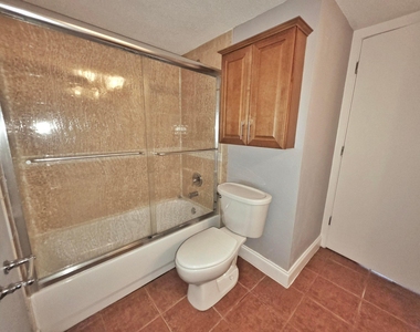 1341 Se 3rd Avenue - Photo Thumbnail 15