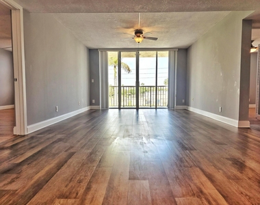 1341 Se 3rd Avenue - Photo Thumbnail 3