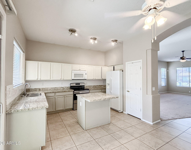5946 W Sack Drive - Photo Thumbnail 10