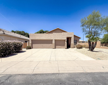 5946 W Sack Drive - Photo Thumbnail 3