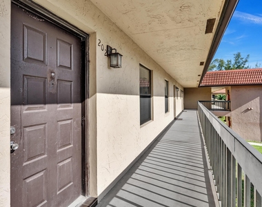 21904 Lake Forest Circle - Photo Thumbnail 18