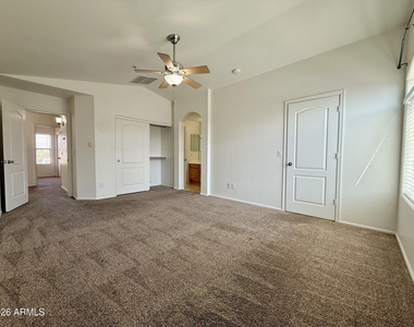 4802 W Fawn Drive - Photo Thumbnail 26