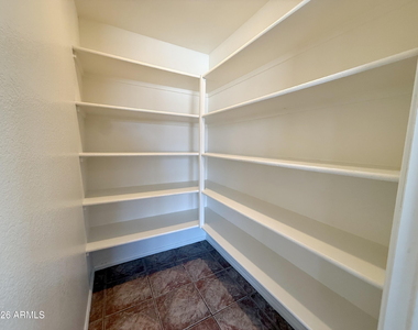 4802 W Fawn Drive - Photo Thumbnail 14