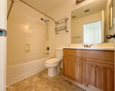 4802 W Fawn Drive - Photo Thumbnail 23