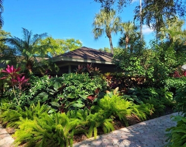 3150 N Course Lane - Photo Thumbnail 25