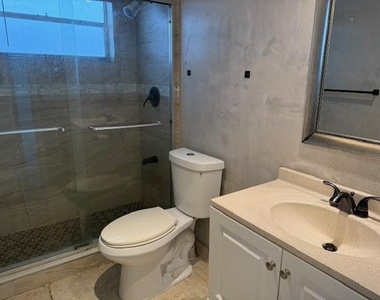 6501 Winfield Boulevard - Photo Thumbnail 8