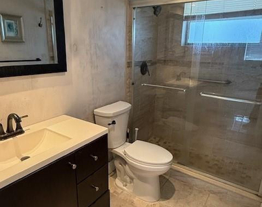 6501 Winfield Boulevard - Photo Thumbnail 7