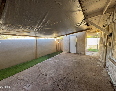 308 E Vogel Avenue - Photo Thumbnail 16
