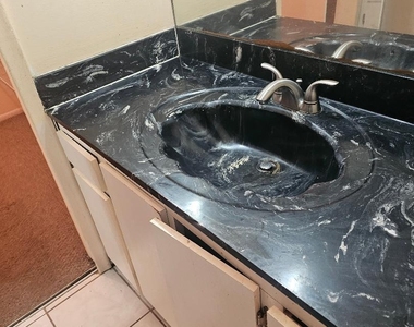 4770 Nw 113th Terrace Nw - Photo Thumbnail 18