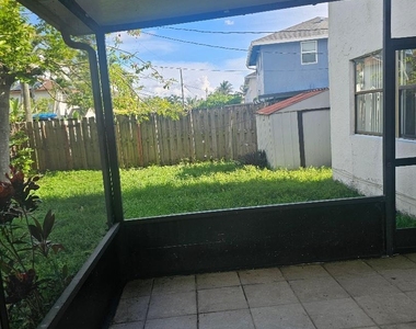 4770 Nw 113th Terrace Nw - Photo Thumbnail 7