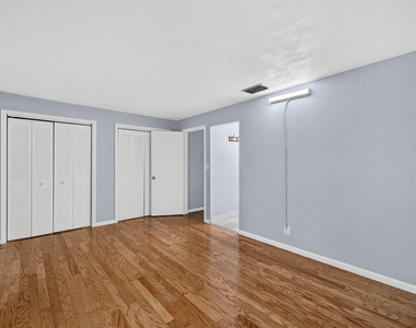 5435 Sw 44th Terrace - Photo Thumbnail 29