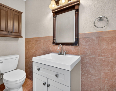 5435 Sw 44th Terrace - Photo Thumbnail 15