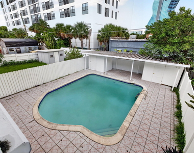 5435 Sw 44th Terrace - Photo Thumbnail 31