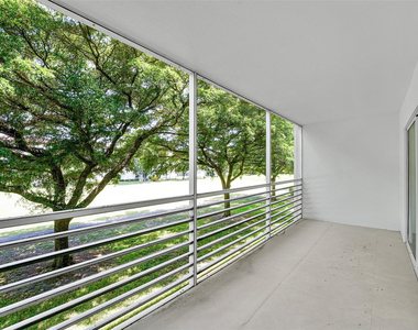 3201 Portofino Point - Photo Thumbnail 24